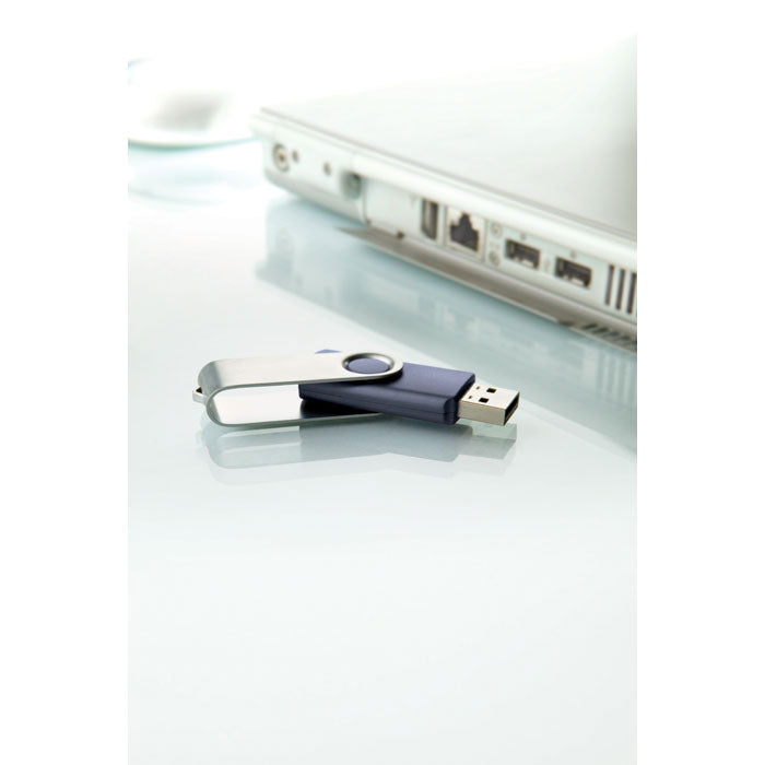 GO1001b Techmate. USB flash 8GB