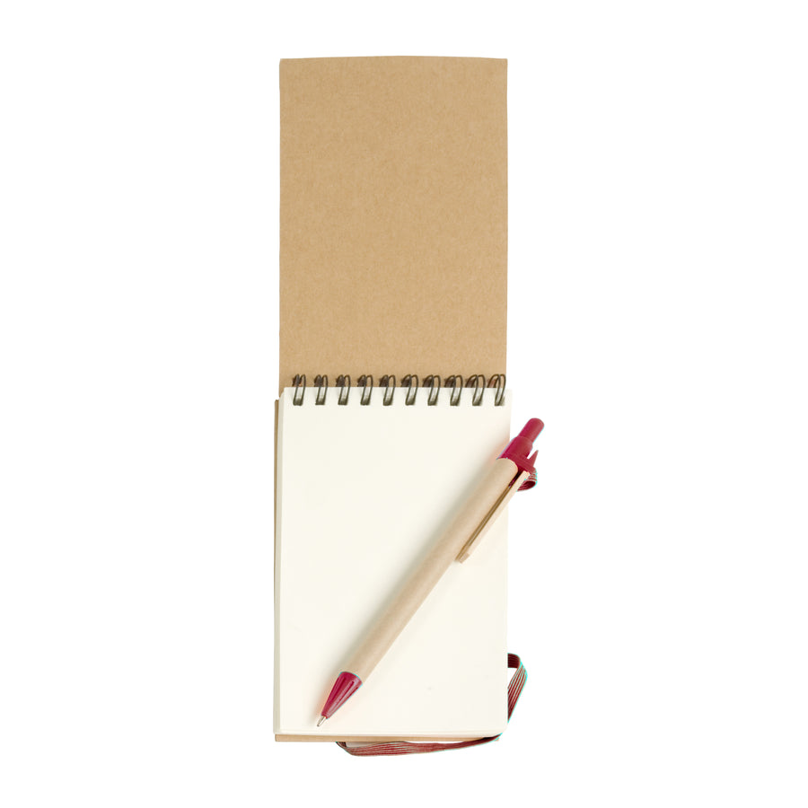 G09457 Block notes ad anelli in carta riciclata, fogli bianchi (70 pag.) con penna in cartone