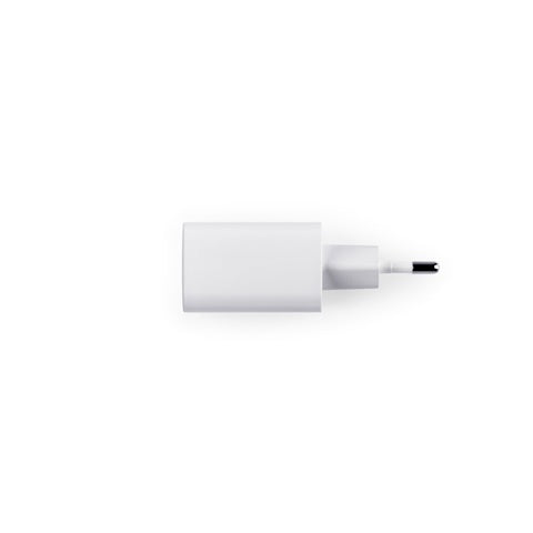 G97186 WEGENER. Adattatore di corrente con porta USB-A 18W e porta USB-C 20W in ABS riciclato (100% rABS)