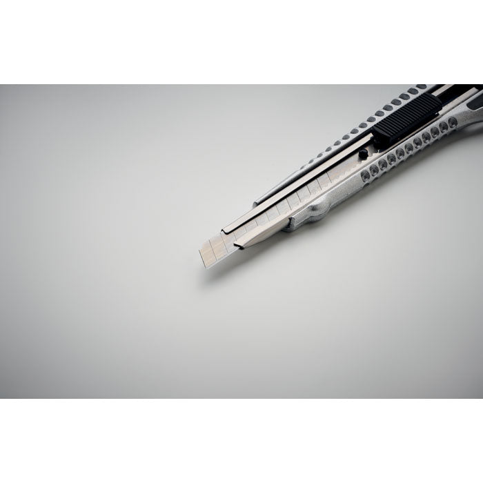 GO2138 Coltello retrattile