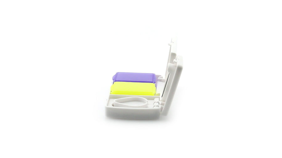 G8781 Portapillole con lama taglia pillole