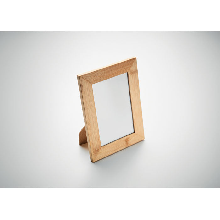 GO6653 Cornice in bamboo